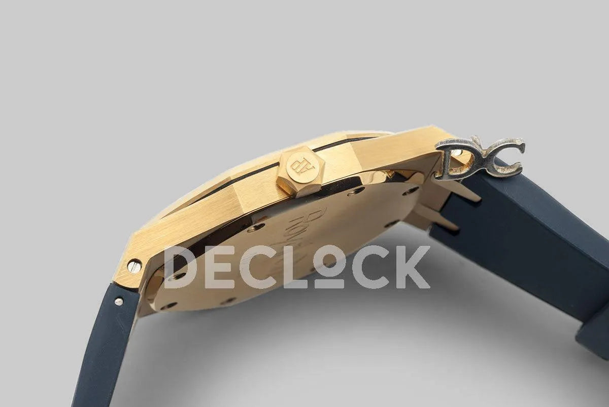 Replica Audemars Pigeut Royal Oak 15202 Gold Blue Dial on Blue Rubber Strap - Replica Watches