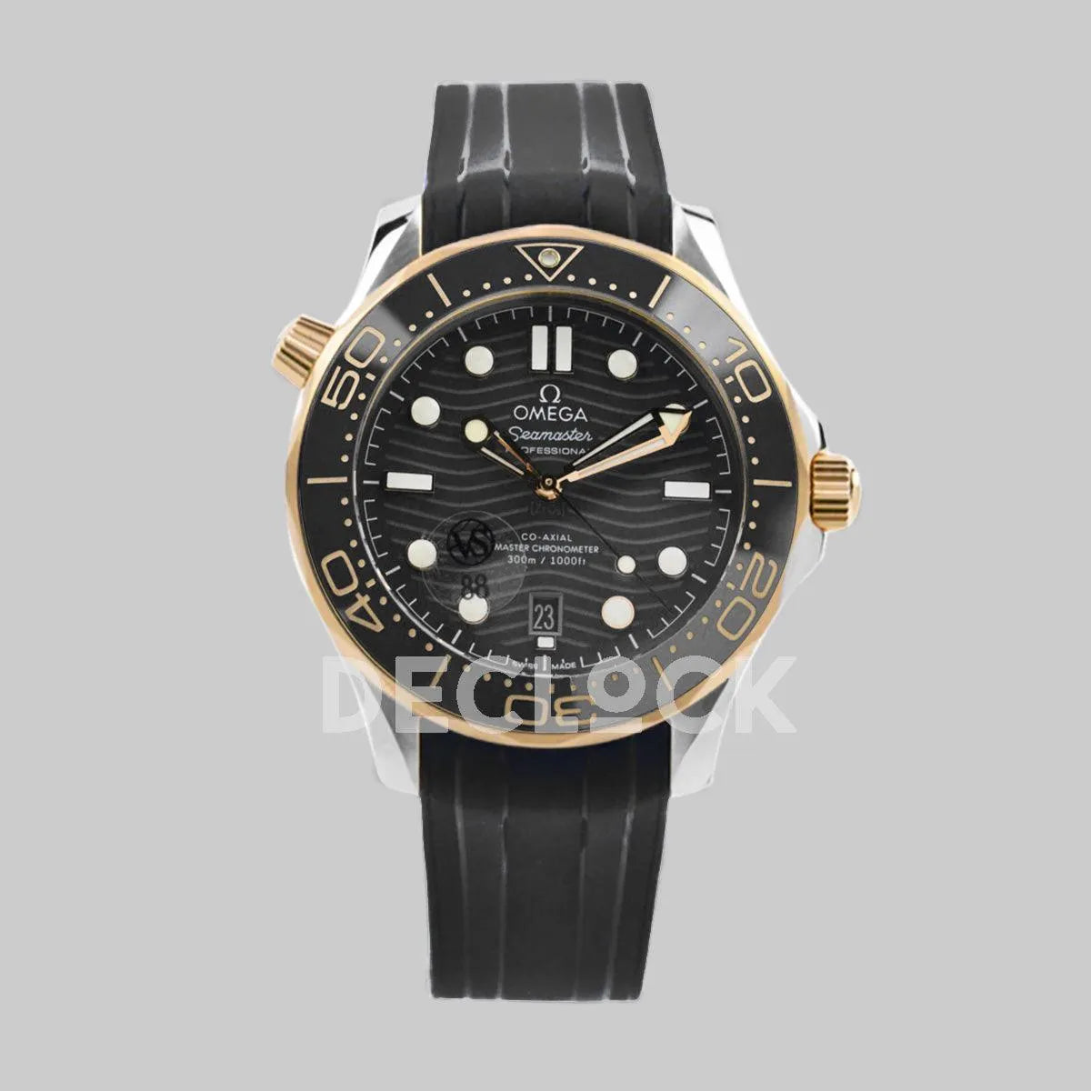 Replica Omega Seamaster Diver 300m Omega Co-Axial Master Chronometer 42mm Black Dial with Black Bezel in Steel/Yellow Gold on Rubber Strap - Replica Watches