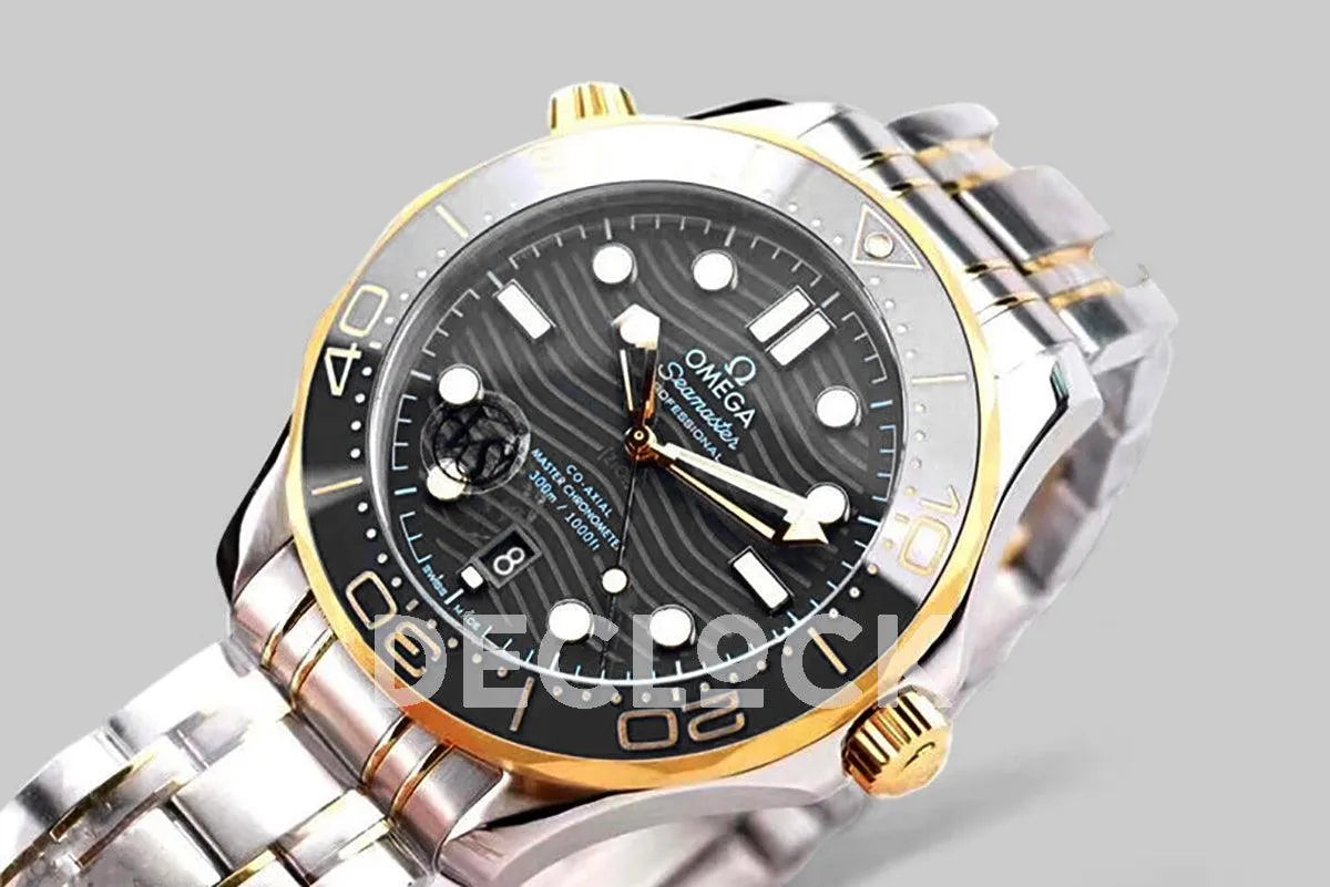 Replica Omega Seamaster Diver 300m Omega Co-Axial Master Chronometer 42mm Black Dial with Black Bezel in Steel/Yellow Gold - Replica Watches